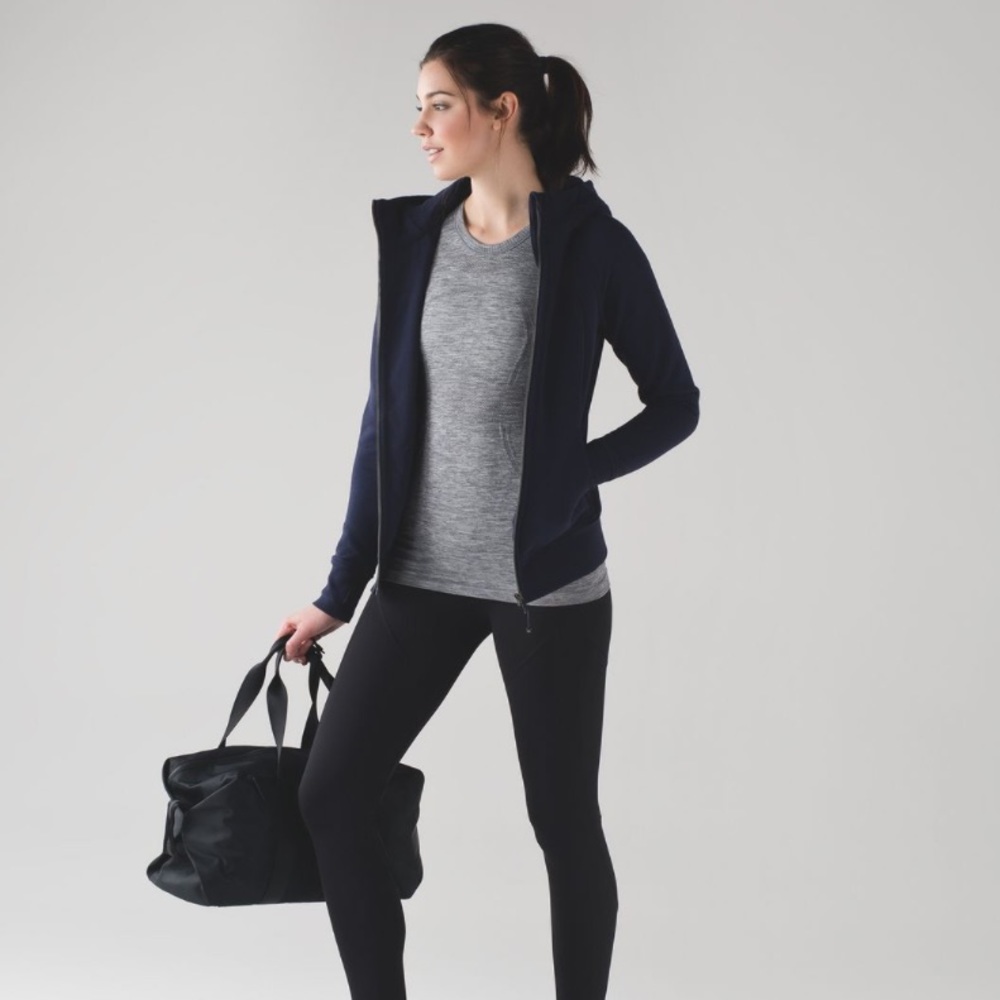 ⚡️FLASH SALE Lululemon Swiftly Tech Short Sleeve Crew 8 Grey
